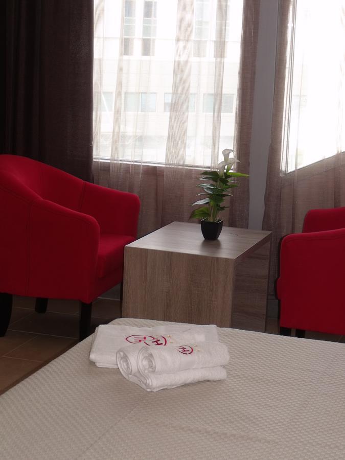 Hotel Terminal Tirana Esterno foto