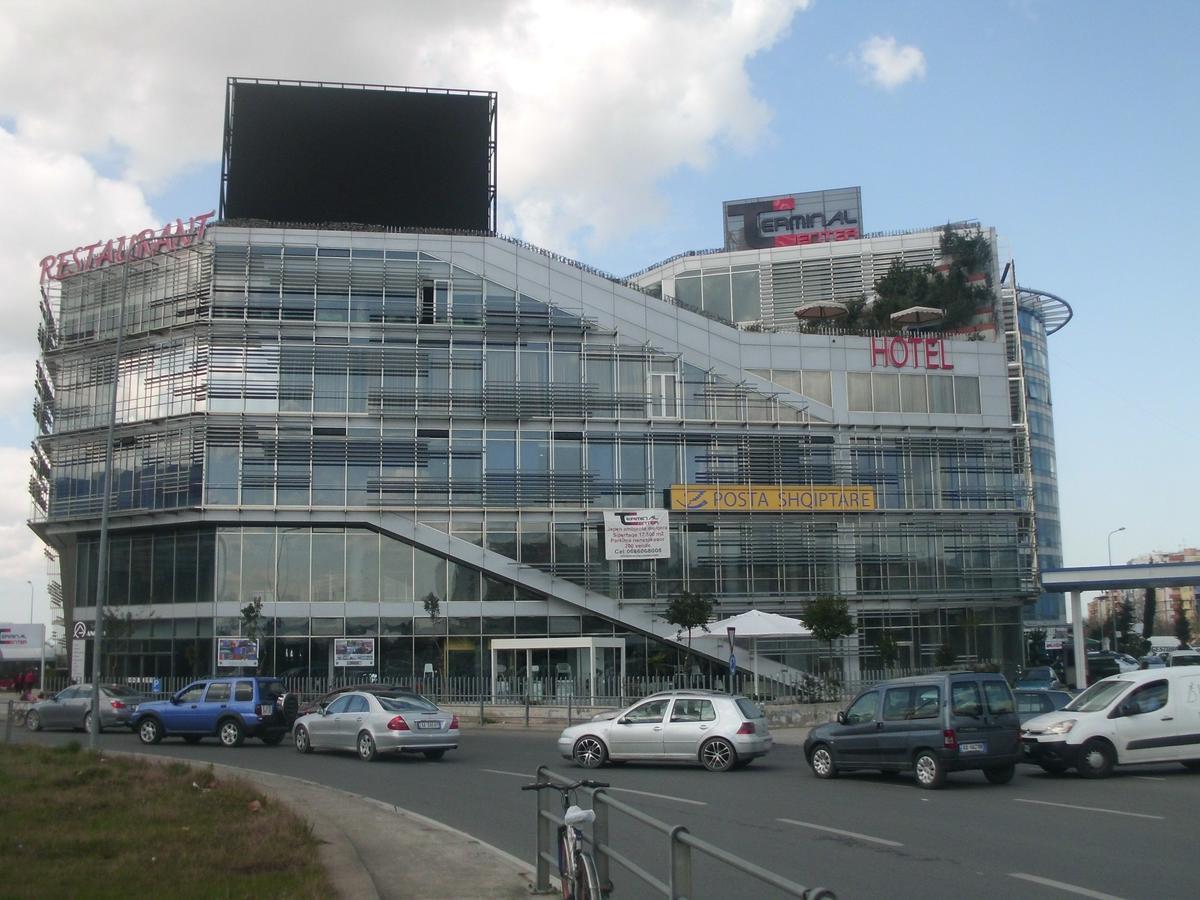 Hotel Terminal Tirana Esterno foto