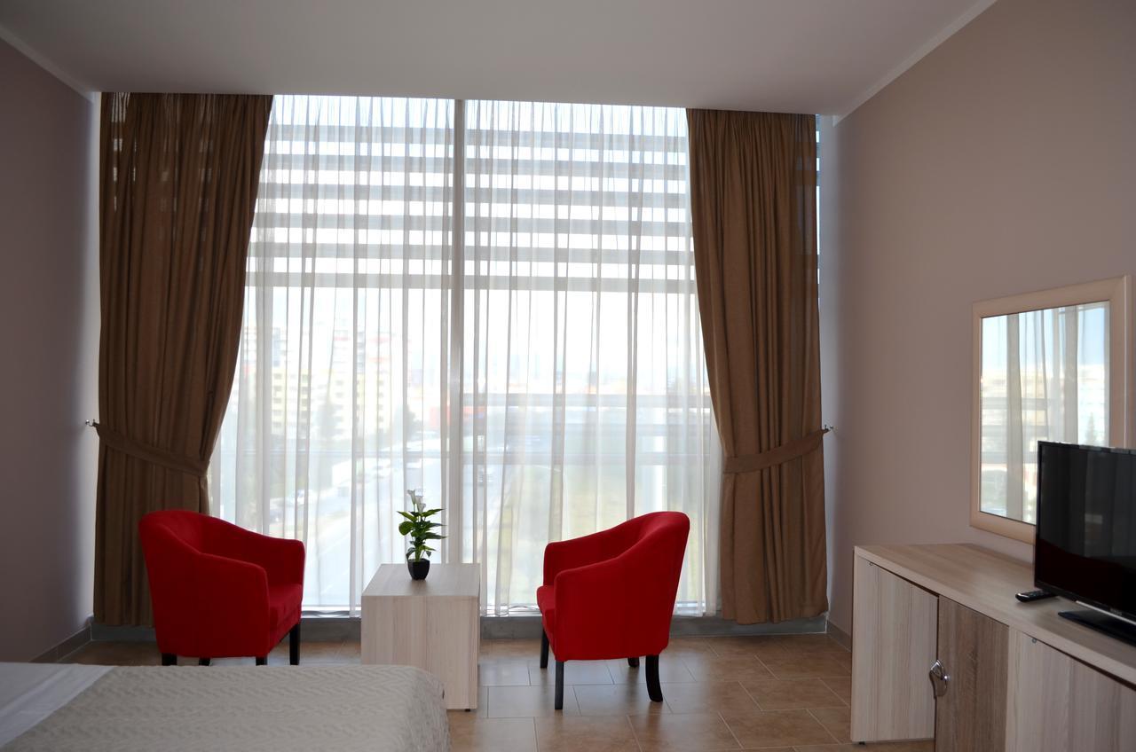 Hotel Terminal Tirana Esterno foto